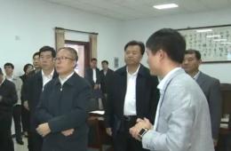 李鸿忠书记来访尊龙凯时智慧养老服务中心